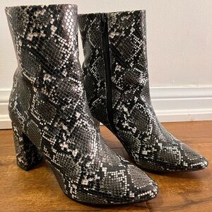 Snakeskin Patterned Ankle Boots Size 9